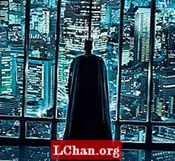 Scopri la storia del design di Gotham City