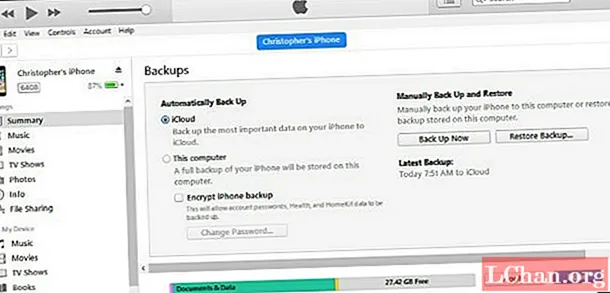 Kaip sukurti „iPhone“ atsarginę kopiją „MacBook“
