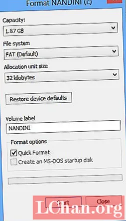Kā atiestatīt Windows 10/8/7 paroli ar bootable USB Flash Drive